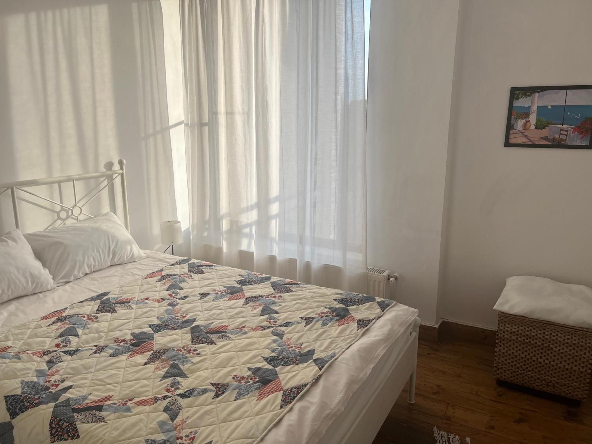 Lovely Apartment In Villa In Bucareste Exterior foto